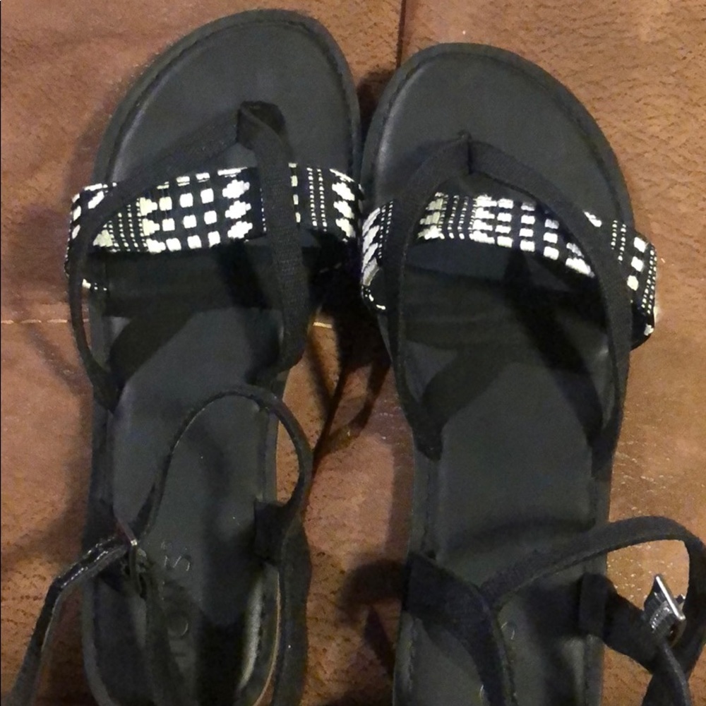 Toms ankle strap sandals
